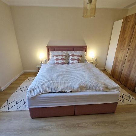 City Center Apartment - Self Check-In Spišská Nová Ves 외부 사진